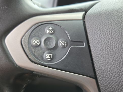 Used 2018 Chevrolet Colorado Z71 w/ Centennial Edition RWD image 25