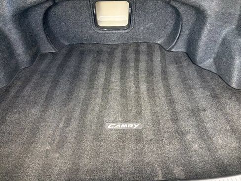 Used 2009 Toyota Camry XLE FWD image 15