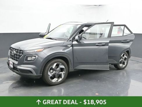 Used 2025 Hyundai Venue SEL image 36