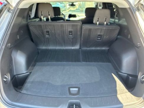 Used 2019 Chevrolet Blazer LT FWD image 11