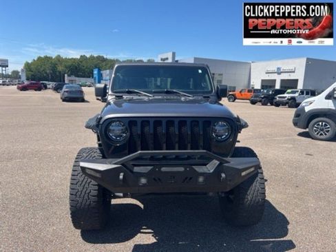 Used 2021 Jeep Wrangler Willys image 6