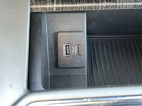 Used 2021 Ford F250 Lariat w/ Lariat Value Package image 36