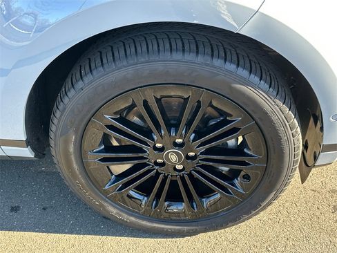 Certified 2025 Land Rover Range Rover Evoque S image 7