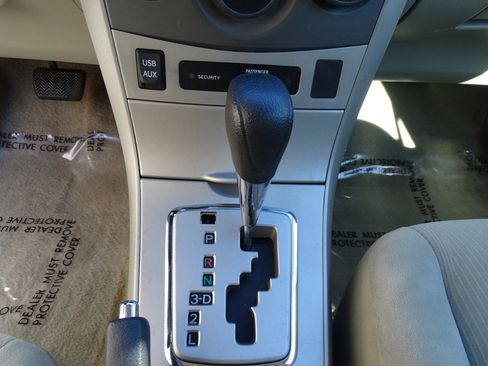 Used 2012 Toyota Corolla LE image 13