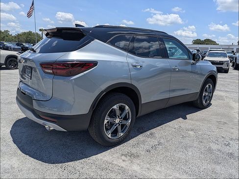 New 2026 Chevrolet Blazer LT w/ Convenience Package FWD image 10