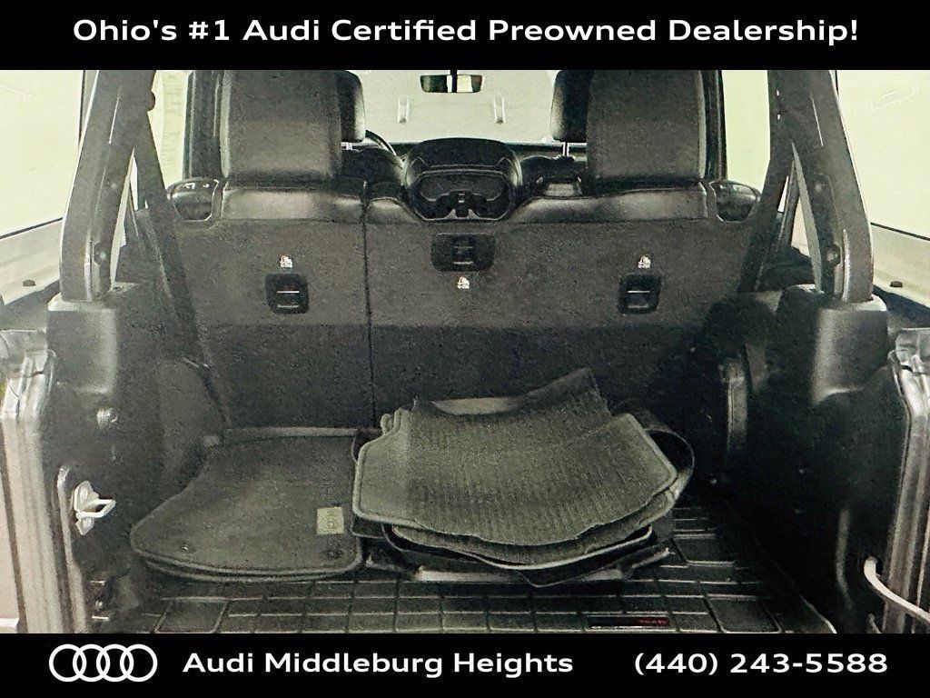 Used 2021 Jeep Wrangler Unlimited Sahara AWD/4WD image 31