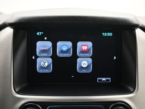 Used 2020 GMC Yukon XL SLT image 18