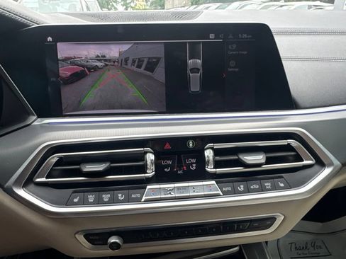 Used 2020 BMW X5 M50i w/ Premium Package AWD/4WD image 47