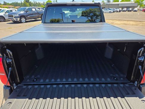 Used 2024 Toyota Tacoma SR5 AWD/4WD image 14