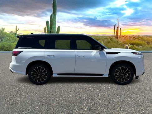 New 2026 INFINITI QX80 Autograph AWD/4WD image 3