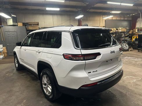 Used 2021 Jeep Grand Cherokee L Laredo w/ Luxury Tech Group I image 7