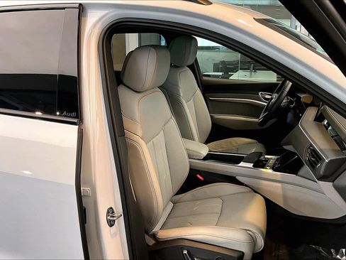 Certified 2024 Audi Q8 e-tron Prestige w/ Prestige Package image 9