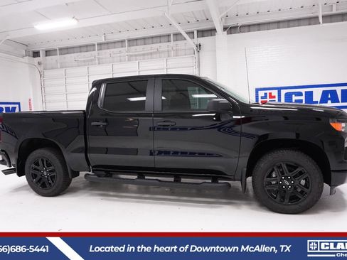 New 2026 Chevrolet Silverado 1500 Custom image 4