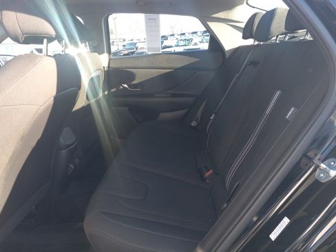 Used 2024 Hyundai Elantra SEL w/ Convenience Package image 13