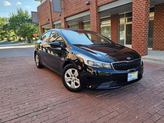 Used 2017 Kia Forte LX image 1