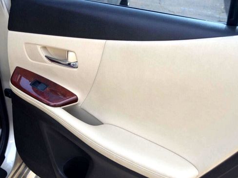 Used 2012 Lexus HS 250h image 25