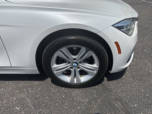 Used 2018 BMW 328d xDrive Wagon AWD/4WD image 12