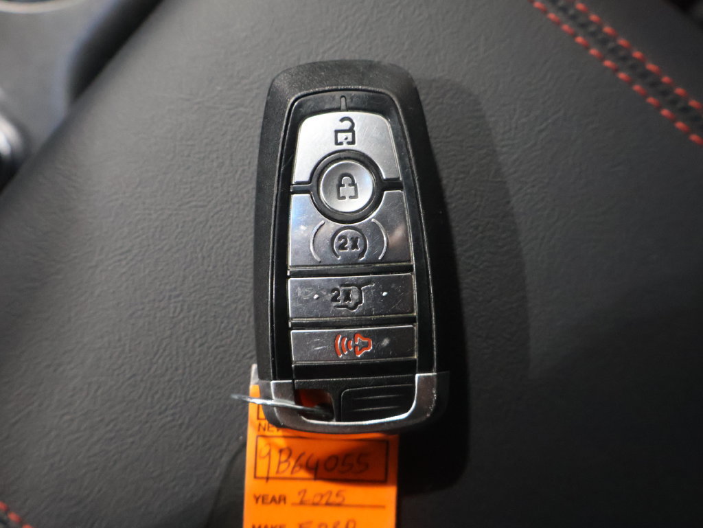 Used 2025 Ford Explorer ST-Line AWD/4WD image 27