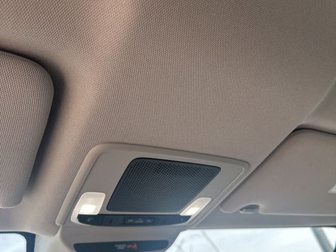 Used 2023 Honda HR-V LX image 21