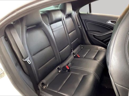 Used 2019 Mercedes-Benz CLA 250 image 19