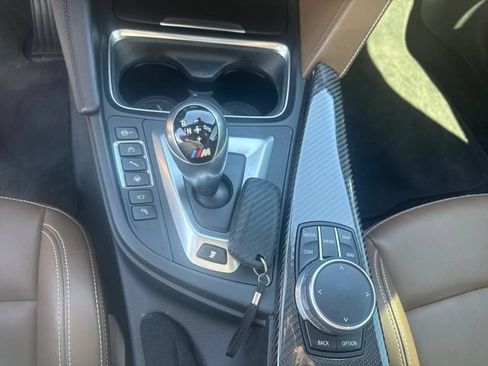 Used 2017 BMW M4 Coupe RWD image 13