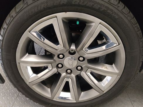 Used 2020 Chevrolet Tahoe Premier image 31