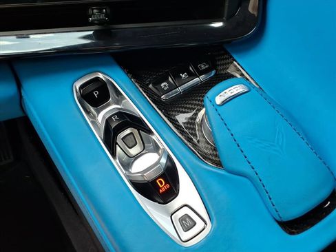 Used 2024 Chevrolet Corvette Stingray Premium Conv w/ Z51 Performance Package RWD image 16