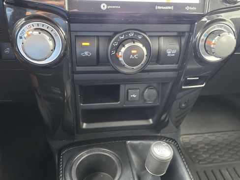 Used 2024 Toyota 4Runner TRD Off-Road Premium w/ Moonroof Package AWD/4WD image 21