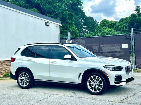 Used 2019 BMW X5 xDrive40i w/ Premium Package 2 image 6