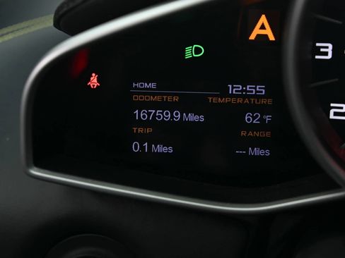 Used 2016 McLaren 650S Spider RWD image 32