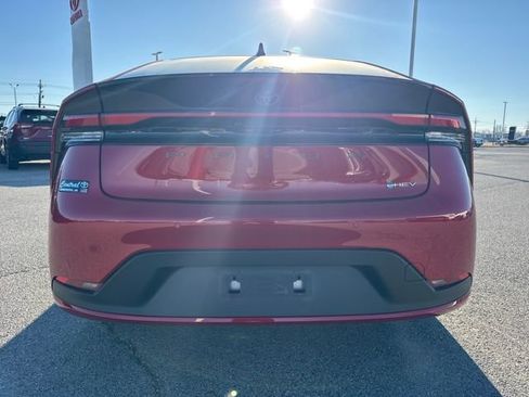 New 2026 Toyota Prius LE image 5