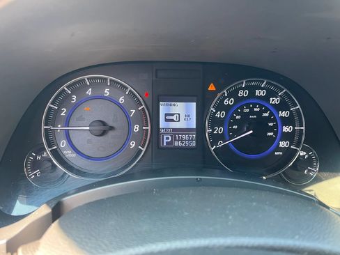 Used 2014 INFINITI QX70 AWD w/ Sport Technology Package image 10