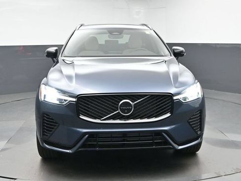 New 2026 Volvo XC60 T8 Plus w/ Climate Package PRO AWD/4WD image 3