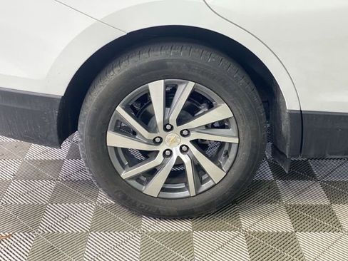 Certified 2024 Chevrolet Equinox LT image 18