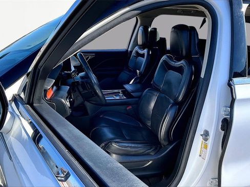 Used 2020 Lincoln Aviator Reserve w/ Equipment Group 202A image 25