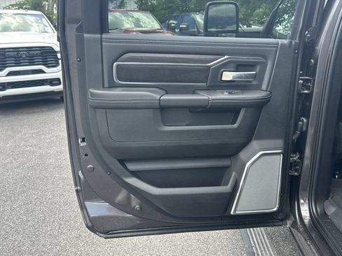 New 2026 RAM 3500 Laramie AWD/4WD image 21