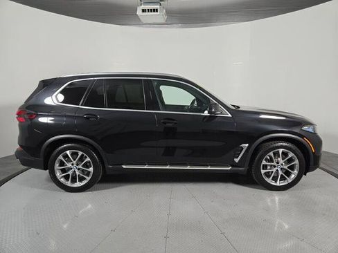 Used 2025 BMW X5 sDrive40i RWD image 3