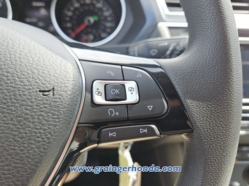 Used 2018 Volkswagen Tiguan S AWD/4WD image 20