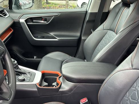 Used 2019 Toyota RAV4 Adventure image 24