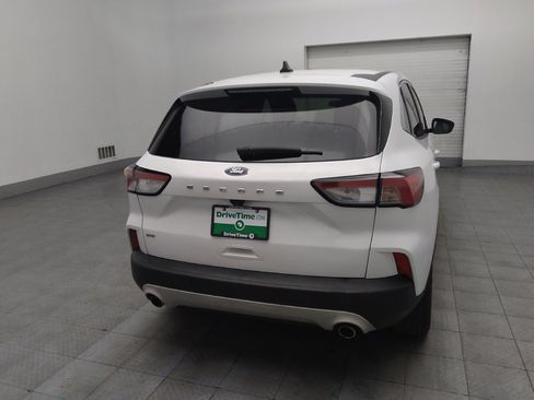 Used 2020 Ford Escape SE image 7