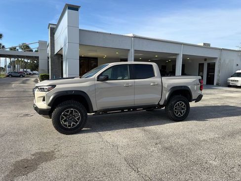 New 2026 Chevrolet Colorado ZR2 w/ Technology Package AWD/4WD image 3