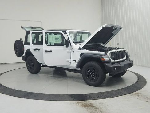 New 2026 Jeep Wrangler Unlimited Sport AWD/4WD image 9