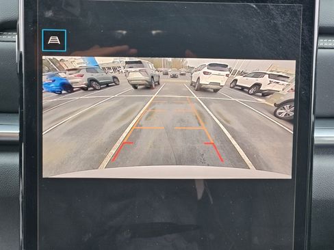 Used 2025 GMC Terrain Elevation image 23