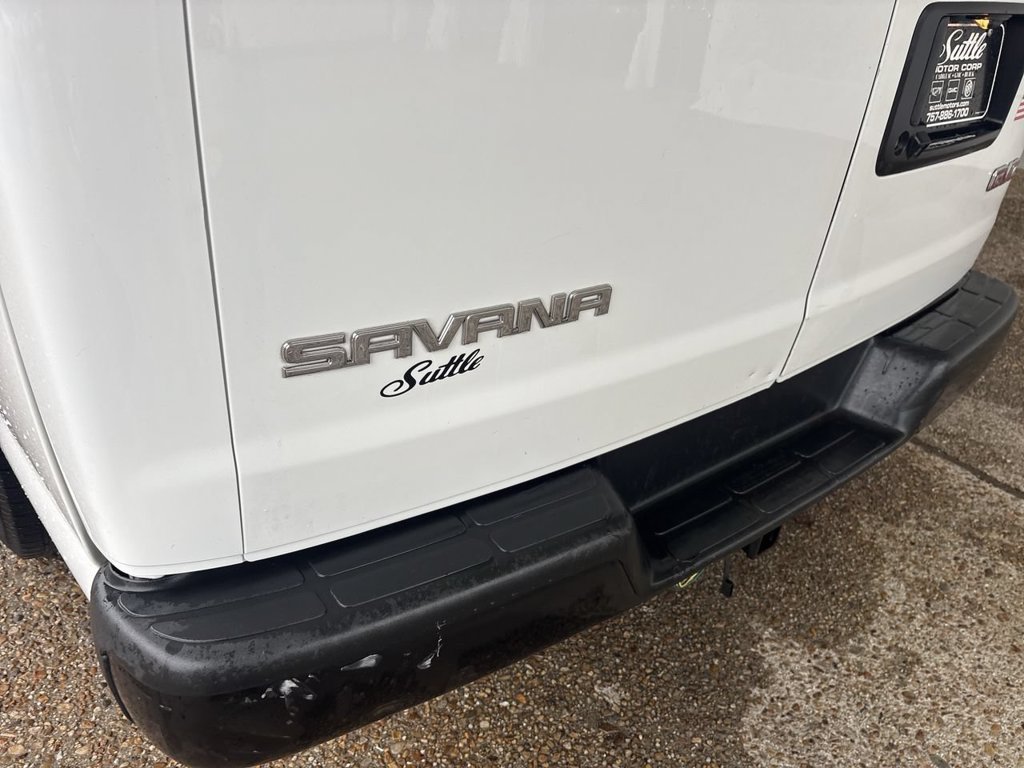 Certified 2020 GMC Savana 2500 Extended w/ Driver Convenience Package RWD image 28