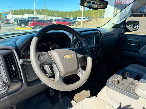 Used 2017 Chevrolet Silverado 1500 Custom w/ Custom Convenience Package image 10