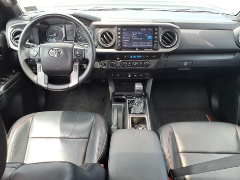 Used 2021 Toyota Tacoma TRD Pro AWD/4WD image 8