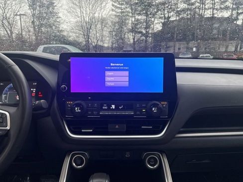 Certified 2024 Toyota Grand Highlander XLE image 18