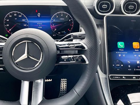 Used 2026 Mercedes-Benz GLC 300 4MATIC image 25
