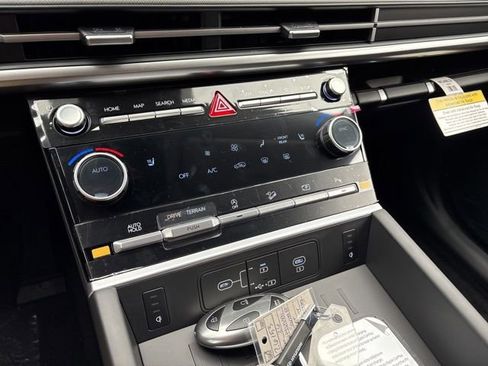 New 2026 Hyundai Santa Fe XRT AWD/4WD image 8