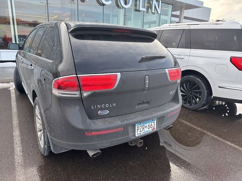 Used 2013 Lincoln MKX FWD image 5